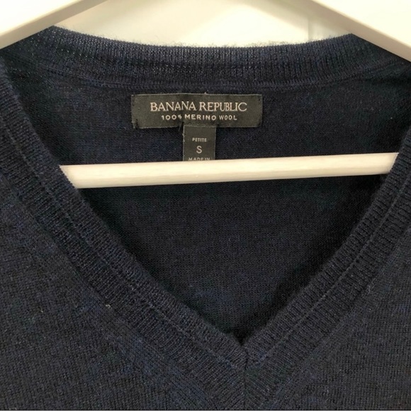 Ann Taylor Merino Wool V-Neck Sweater - Picture 3 of 7